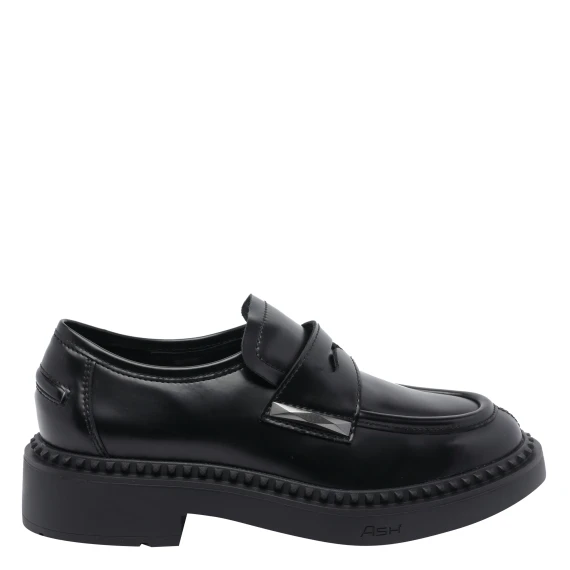 Scarpe basse Nero
