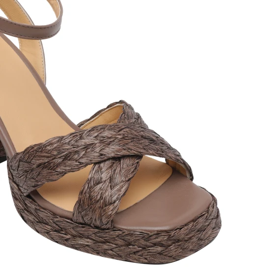 Sandals Brown
