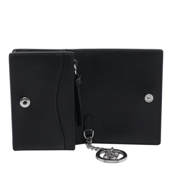 card holder with flap puddle