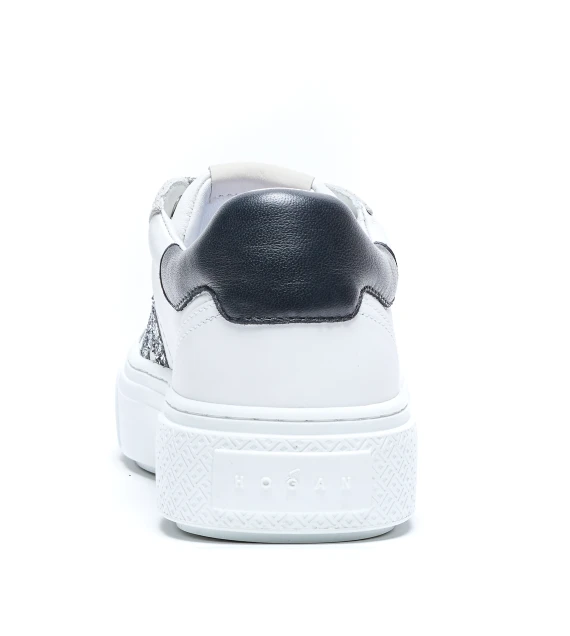 Sneakers White
