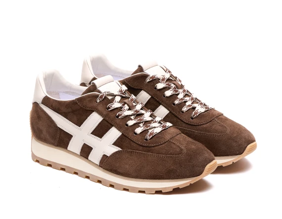 Sneakers Brown