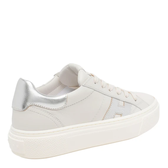 Sneakers White