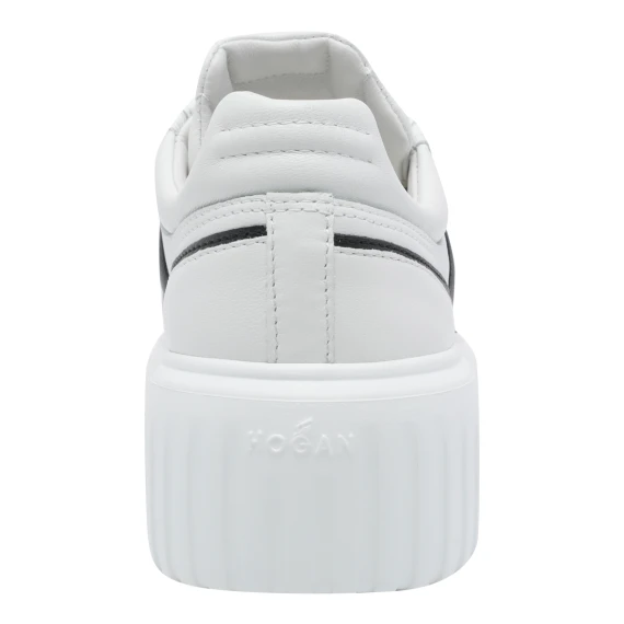 Sneakers White