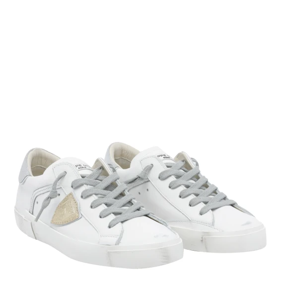 Sneakers White