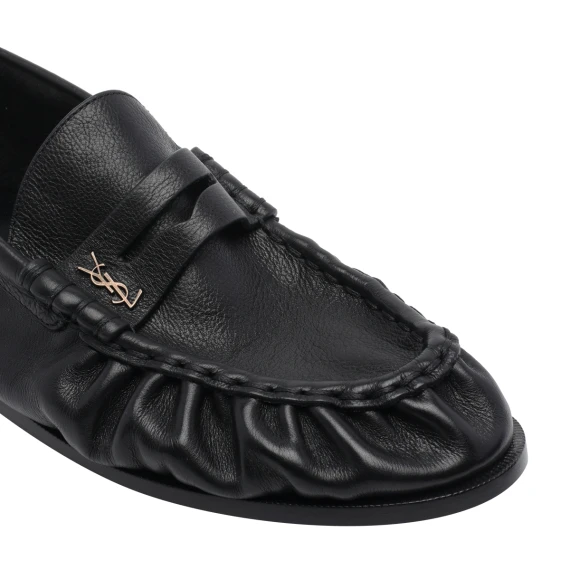 Flat shoes Black