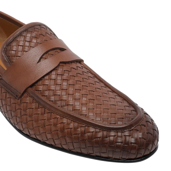Flat shoes Brown