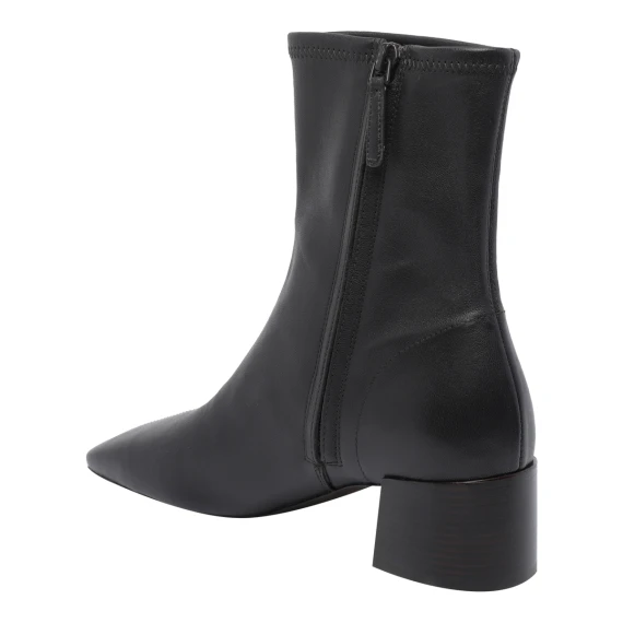 Tory Burch Boots Brown