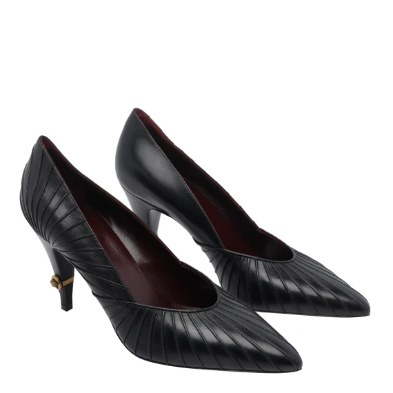 With Heel Black gold