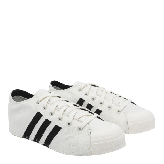 Sneakers White