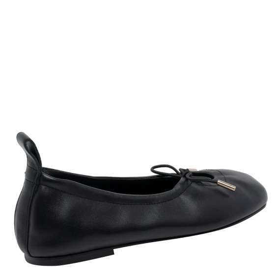 Flat shoes Black