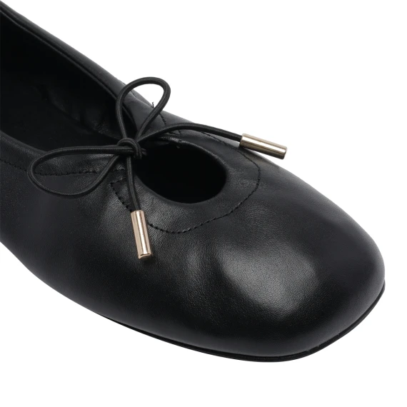 Flat shoes Black