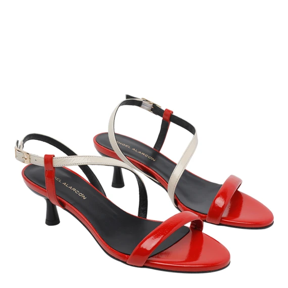 With Heel Red