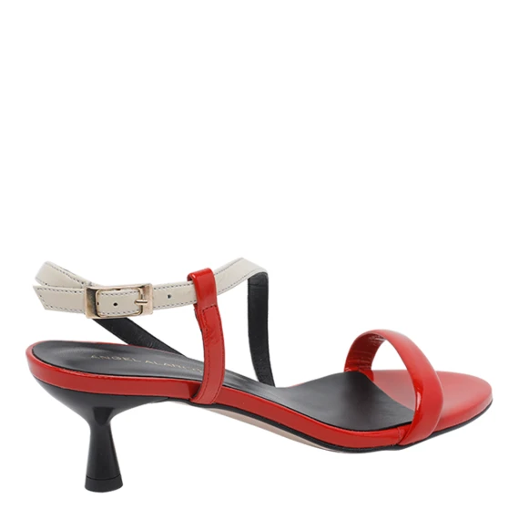 With Heel Red