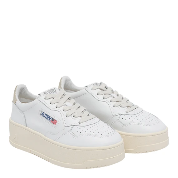 Sneakers White