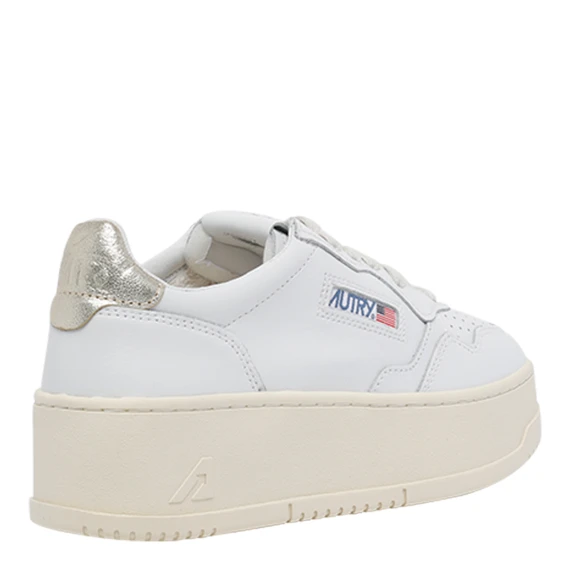 Sneakers White