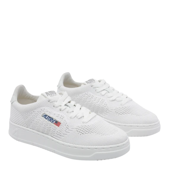 Sneakers White