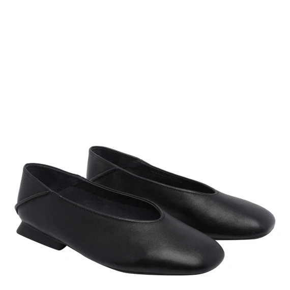 Flat shoes Black