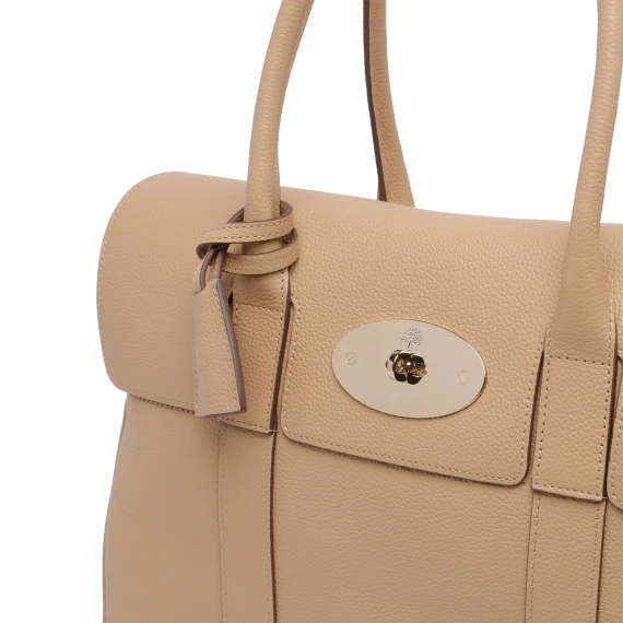 Bags.. Beige