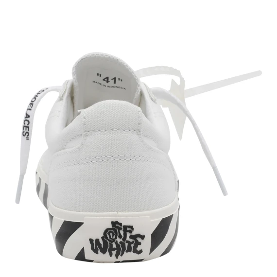 Sneakers White